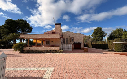 Herverkoop - Villa -
Sax