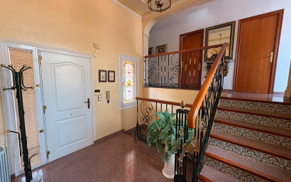 Herverkoop - Villa -
Sax