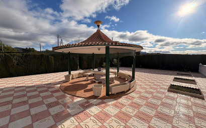 Herverkoop - Villa -
Sax