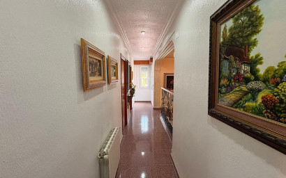 Herverkoop - Villa -
Sax