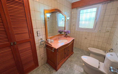 Herverkoop - Villa -
Sax