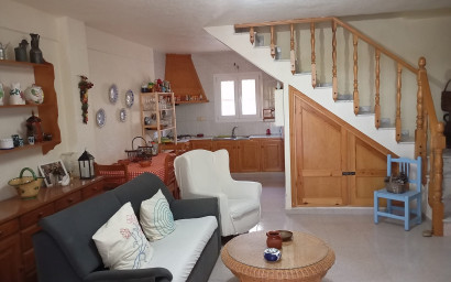 Herverkoop - Landhuis -
Yecla