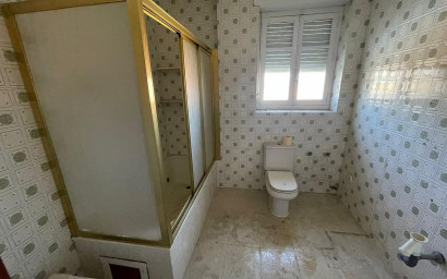 Resale - Townhouse -
Biar