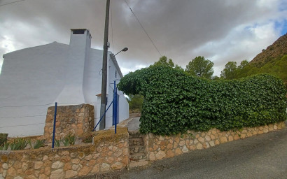 Resale - Finca / Country Property -
Yecla