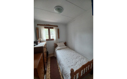 Resale - Finca / Country Property -
Yecla