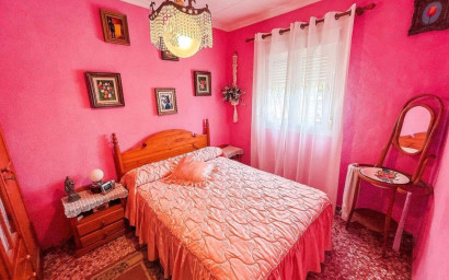 Resale - Finca / Country Property -
Sax