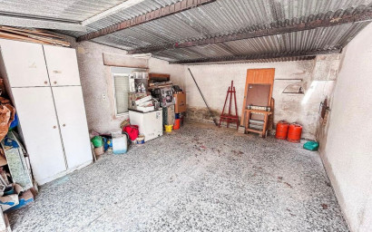 Resale - Finca / Country Property -
Sax