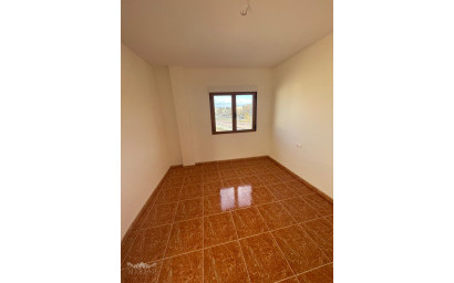 Resale - Townhouse -
Pinoso - Pinoso Alicante