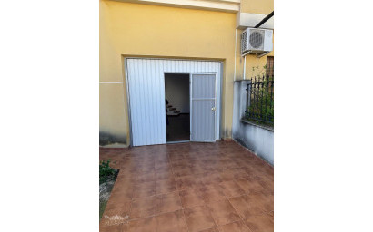 Resale - Townhouse -
Pinoso - Pinoso Alicante