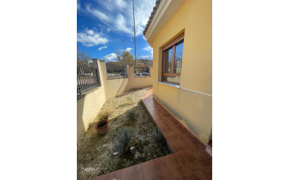 Resale - Townhouse -
Pinoso - Pinoso Alicante