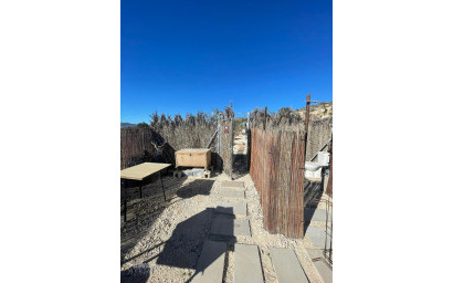 Herverkoop - Land -
Culebr&oacute;n - Culebr&oacute;n Alicante