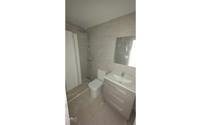 Resale - Townhouse -
Pinoso - Pinoso Alicante