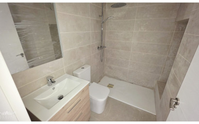 Resale - Townhouse -
Pinoso - Pinoso Alicante