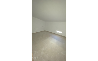 Resale - Townhouse -
Pinoso - Pinoso Alicante