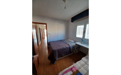 Revente - Appartement -
Pinoso
