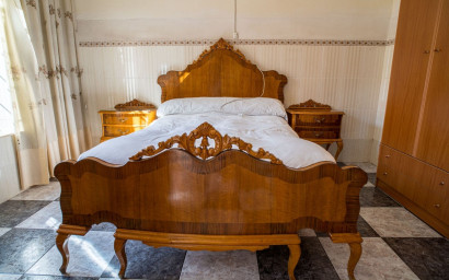 Herverkoop - Herenhuis -
Pinoso