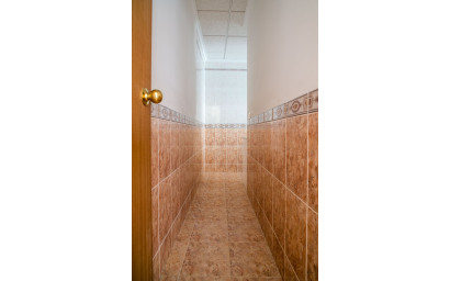 Herverkoop - Herenhuis -
Pinoso