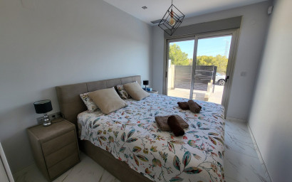 Resale - Villa -
Villamartín