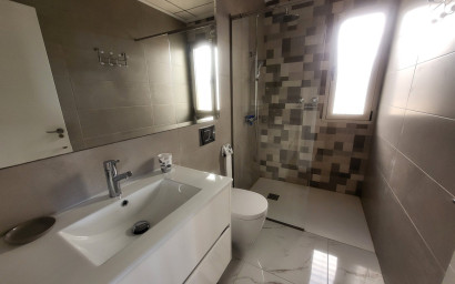 Resale - Villa -
Villamartín