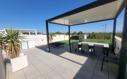 Resale - Villa -
Villamartín