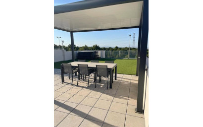 Resale - Villa -
Villamartín