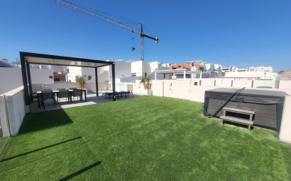 Resale - Villa -
Villamartín