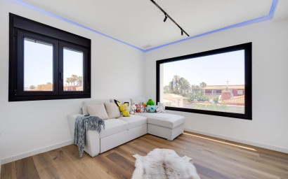 Revente - Villa -
Torrevieja