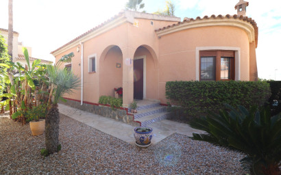 Resale - Villa -
Ciudad Quesada - Atalayas