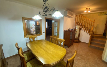 Herverkoop - Herenhuis -
Sax