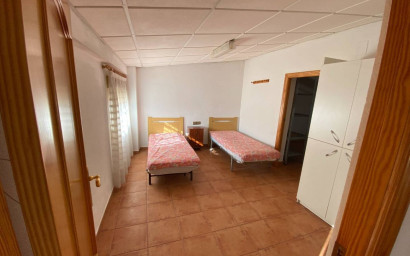 Herverkoop - Herenhuis -
Sax