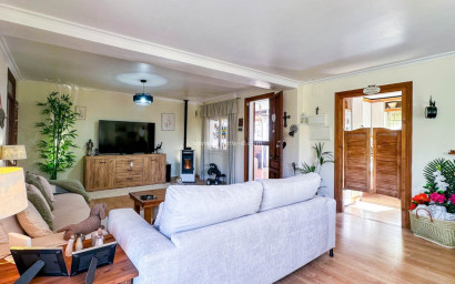 Resale - Finca - Country Property -
Hondón de las Nieves - HONDON DE LAS NIEVES