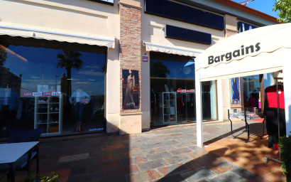 Resale - Commercial -
Algorfa - La Finca Golf Resort