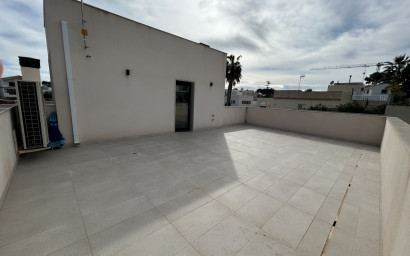 Resale - Villa -
Torrevieja - Los Balcones