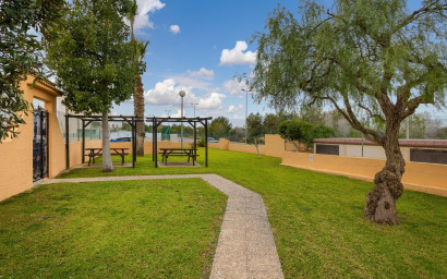 Resale - Villa -
Orihuela Costa - PAU 26