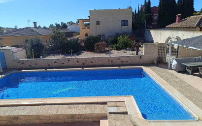 Resale - Villa -
Fortuna - El Reloj