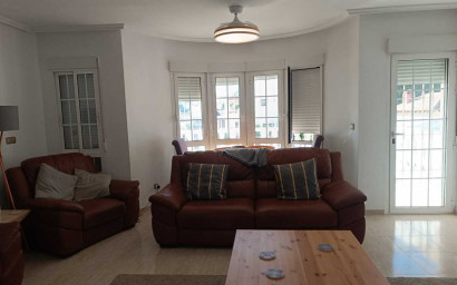 Resale - Villa -
Fortuna - El Reloj