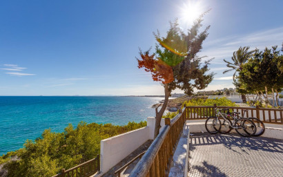 Resale - Townhouse -
Orihuela Costa - Las Filipinas