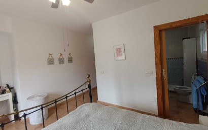 Resale - Villa -
Fortuna - El Reloj