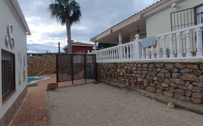 Resale - Villa -
Fortuna - El Reloj