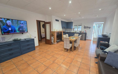 Resale - Finca - Country Property -
Yecla