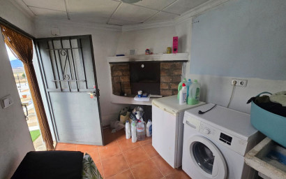 Resale - Finca - Country Property -
Yecla