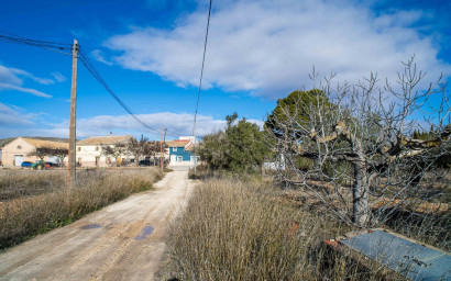 Resale - Finca - Country Property -
Pinoso