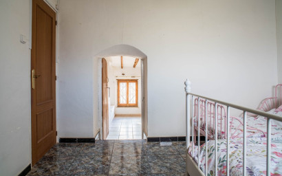 Resale - Finca - Country Property -
Pinoso