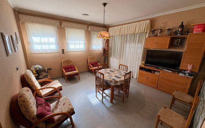 Revente - Villa -
Sax