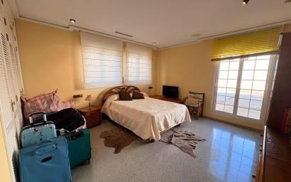 Revente - Villa -
Sax