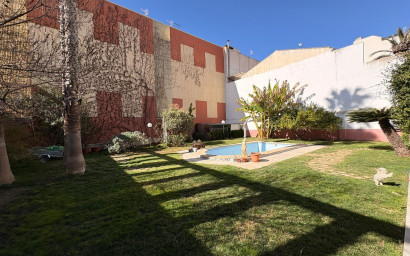 Revente - Villa -
Sax