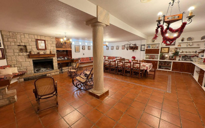 Revente - Villa -
Sax