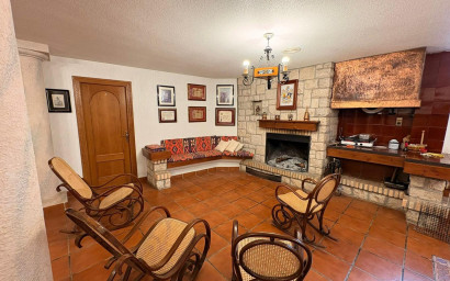 Revente - Villa -
Sax