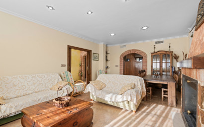 Resale - Finca - Country Property -
Beniel - Carretera de Beniel