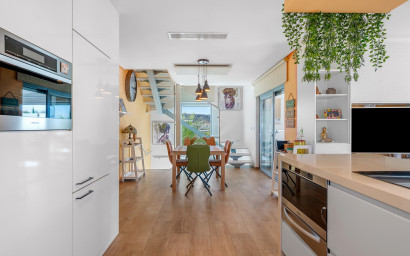 Herverkoop - Villa -
Benijofar